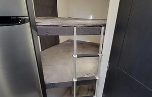 Full bunks★SLIDEOUT ★NEW★outdoor kitchen