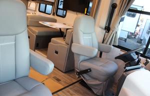 2024 Thor Motor Coach Resonate 29D RV rental photo 35