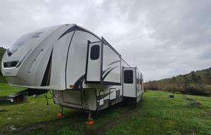 Z&S home on wheels with kids bunk room