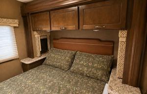 2017 Thor Motor Coach Freedom Elite 29FE