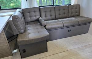 Family friendly with spacious private bunkroom!