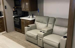 Love to Glamp Fifthwheel Experience!