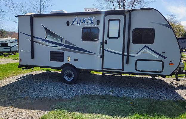 2018 Apex Nano 193BHS RV rental photo 1