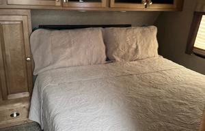 2017 Forest River RV Rockwood Signature Ultra Lite 8280WS RV rental photo 2