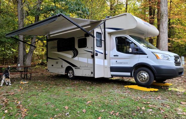 Great Times Off-Grid:  "Ratchet"!