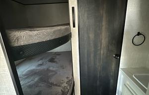 2024 Jayco Jay Flight SLX 260BH RV rental photo 6