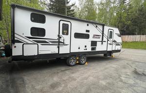 2022 Dutchmen RV Coleman Light 2755BH