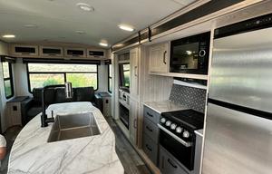 2022 Heartland Sundance Ultra Lite 293RL