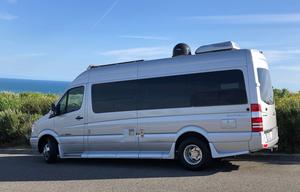 Chillux: 2014 Roadtrek Adventurous RS