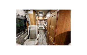 Chillux: 2014 Roadtrek Adventurous RS