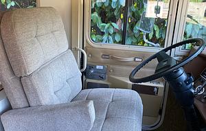 1984 Winnebago chieftain 23