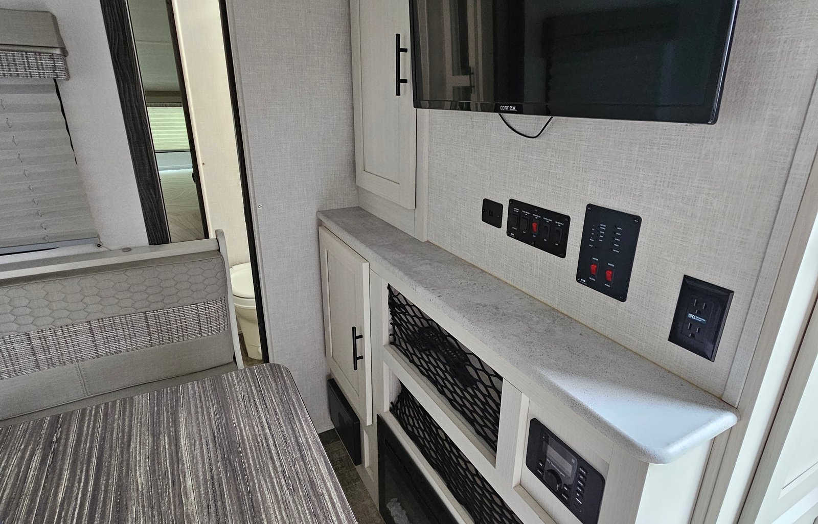 2021 R-Pod 202