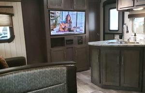 2018 CrossRoads RV Sunset Trail Super Lite SS289QB