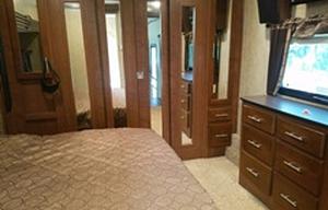 2015 KOMFORT  3230FRK