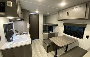 2025 Keystone RV Hideout Sport Single Axle 175BH RV rental photo 7