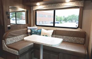 2018 Coachmen Freelander 