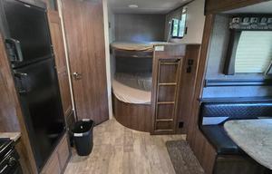 2018 Heartland Pioneer BH 270 RV rental photo 6