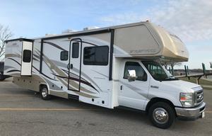 2014 Fleetwood RV Jamboree Sport 31M- LOW Miles