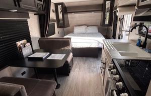Foothill Rentals, Jayco 224BH Travel Trailer