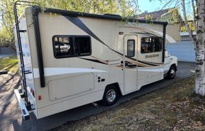 2016 Winnebago Minnie Winnie 25B