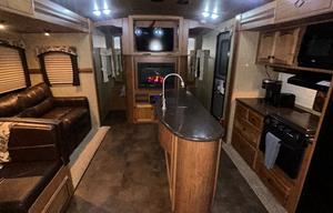 FULLY STOCKED FAMILY RV | WE DELIVER & SET UP