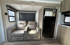 Luxury Camper | Theater Seating | Sleeps 4