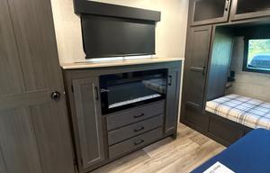 2025 Venture RV SportTrek
