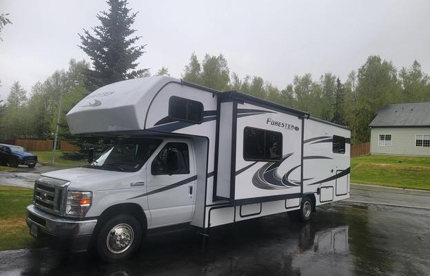 Meander 2022 Forest River LE 3251DSLE