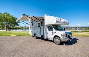 ***JUST RENOVATED RV ***  A Campers Dream!!!