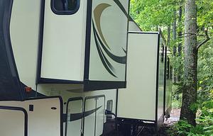 Dave and Catrina's Spacious Kid friendly Camper!!!