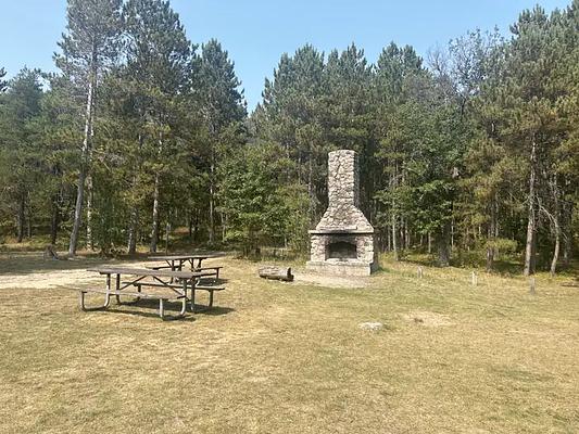 001, Loop: CHIMNEY LOOP CAMPGROUND