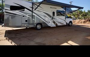 2023 Thor Motor Coach Quantum LF31 RV rental photo 5