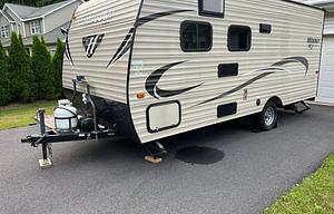 2018 Keystone RV Hideout Single Axle 185LHS