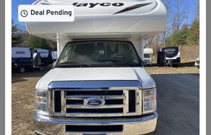 2018 Redhawk SE 31xl RV rental photo 5