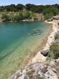 Camp Ledgerock Retreat - Luxury Glamping on Canyon Lake
