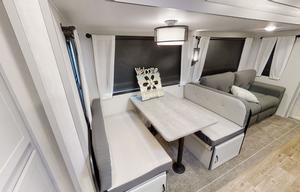 Brand New! Perfect for Glamping!