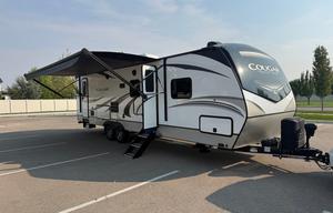 Adventure ready Cougar - bunks + family friendly