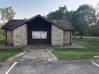 Whitebreast Meadows Shower House
