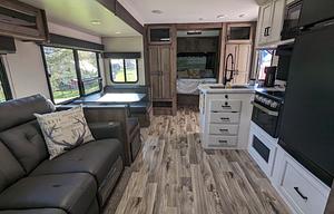*Delivery Only* 2021 Venture RV SportTrek ST271VMB