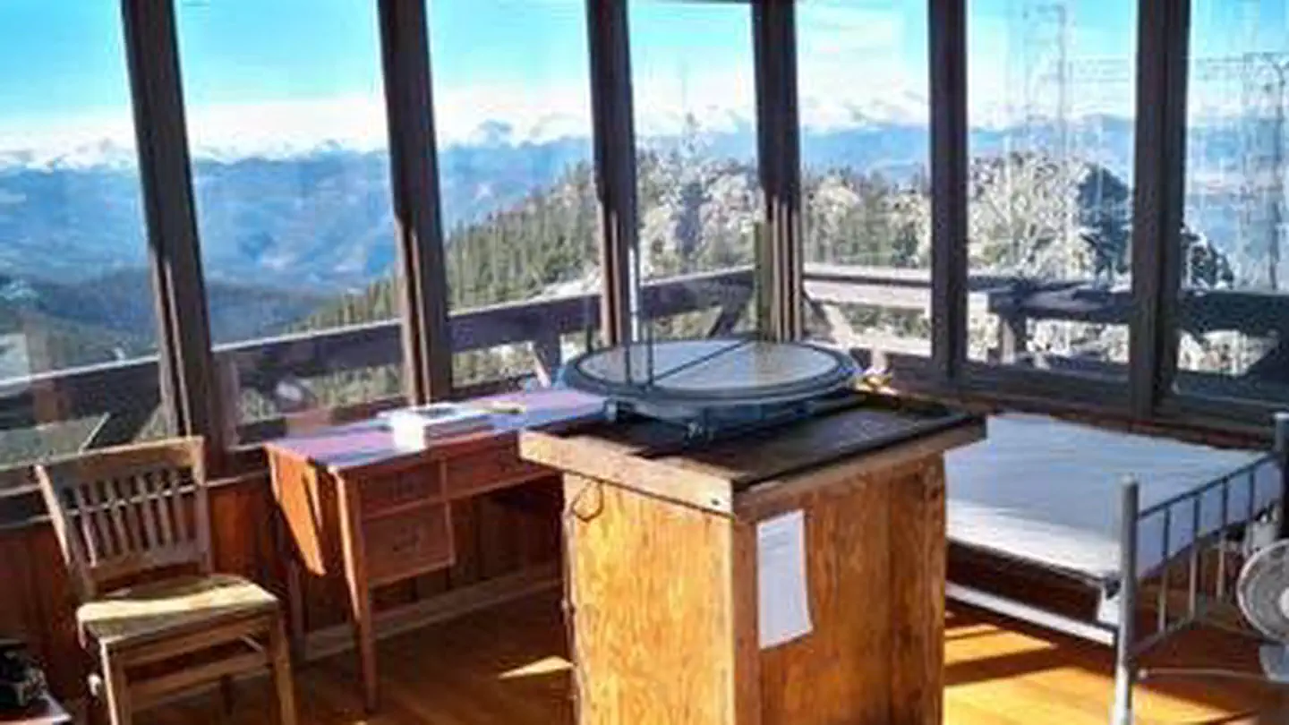 Mestaa’ėhehe Mountain Fire Lookout