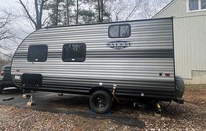 Lightweight trailer perfect for family getaway!