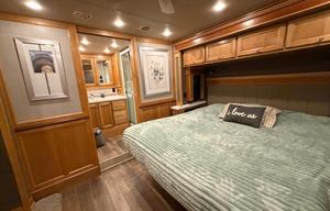 2022 Tiffin Motorhomes Allegro RED 360 38 KA RV rental photo 20