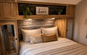 Family Coachmen w/ Double Bunks & Slide - Sleeps 8