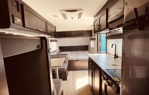 * Top Deals RV Rentals * Sand & Dust friendly !