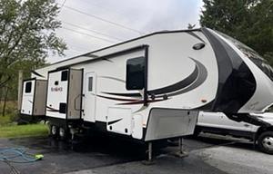 2017 Heartland Sundance 3700RLB