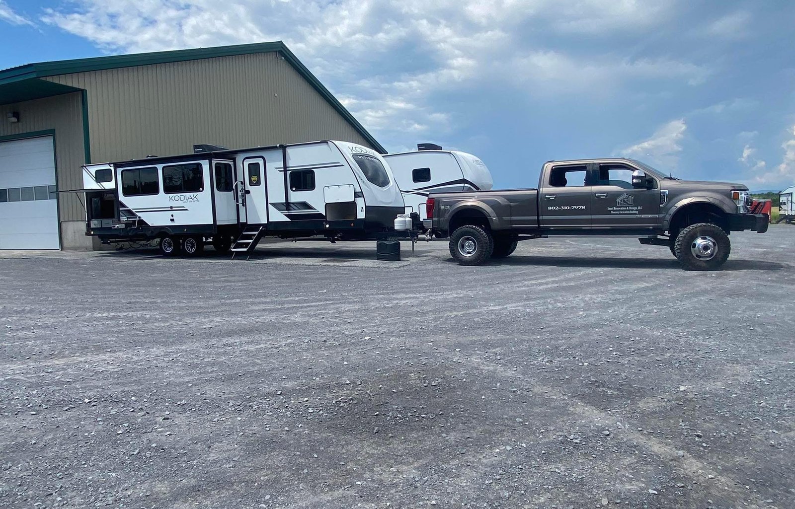 2023 Dutchmen RV Kodiak Ultimate 3321BHSL