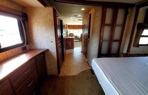 2011 Winnebago Adventurer 35P