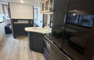 2026 Prime Time RV Avenger LE 24BHSLE (0595)