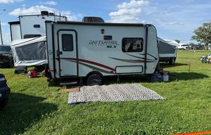 2014 Jayco Jay Feather Ultra Lite SLX 16XRB SLX