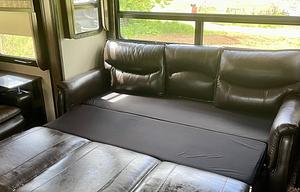 Pet Friendly Grand Glamping